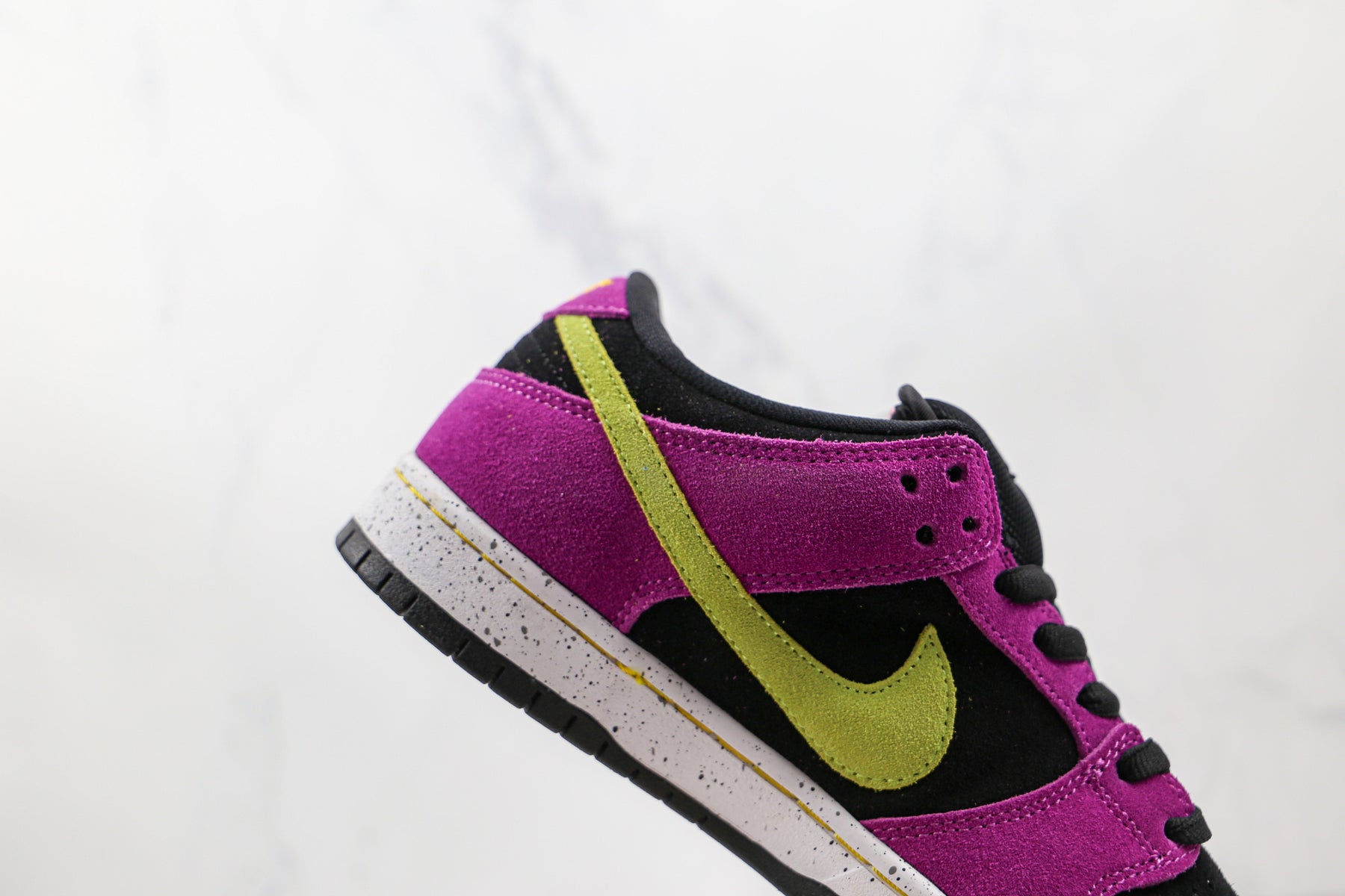 Nike SB Dunk Low ACG Terra Red Plum