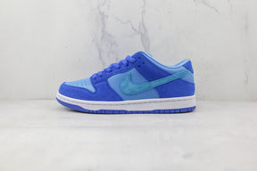 Nike SB Dunk Low Blue Raspberry