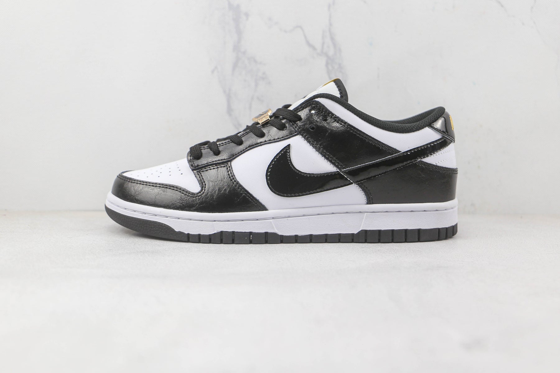 Nike Dunk Low World Champs Black White