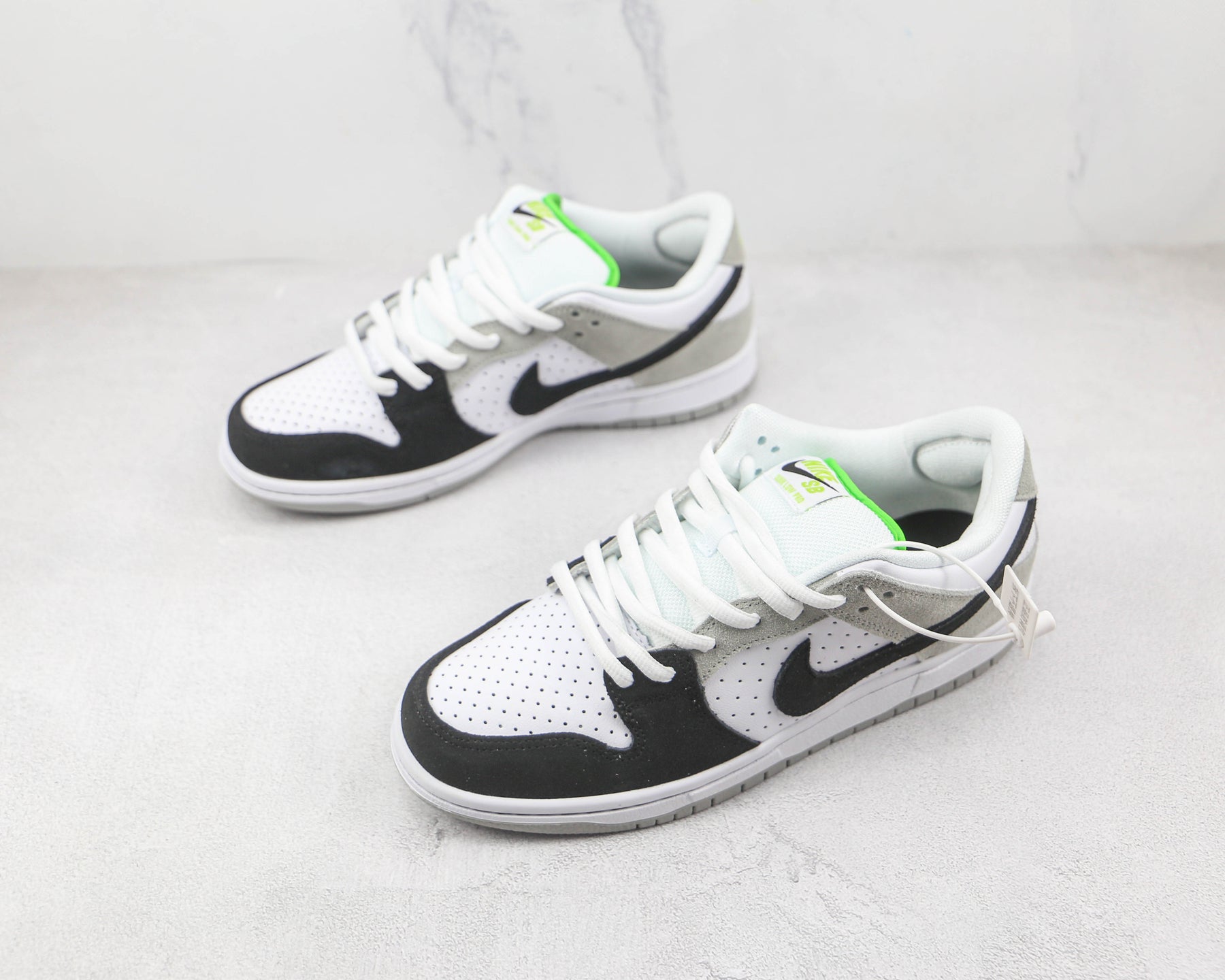 Nike SB Dunk Low Chlorophyll