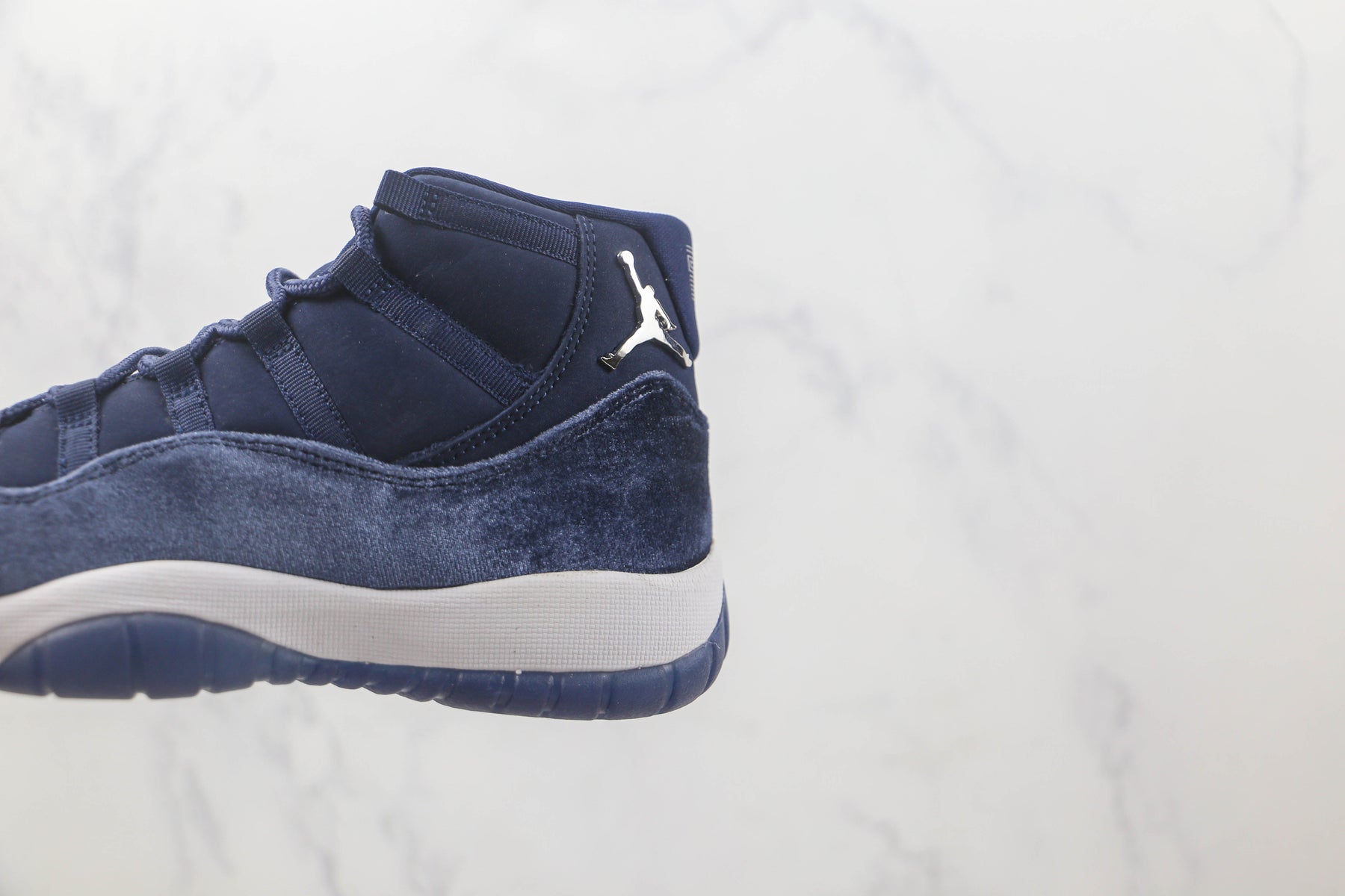 Jordan 11 Retro Midnight Navy